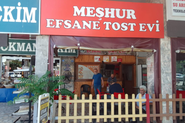 Kışla Mahallesi Milli Egemenlik Caddesi'nde 35 Yıllık Tostçu Devren Kiralık!